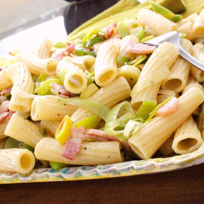 Salata de Paste cu Praz si Bacon