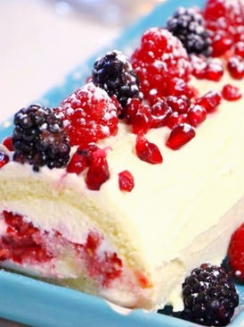 Berry Mascarpone Swiss Roll