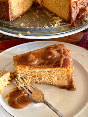 Pumpkin Caramel Ginger Baked Cheesecake 