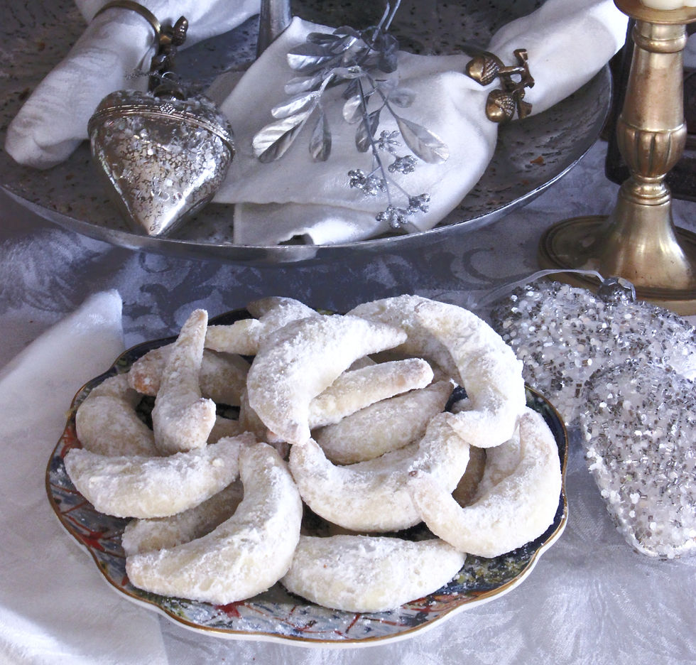 Classic Austrian Vanillekipferl: tender, buttery almond crescents infused with real vanilla and dusted in a sweet, fragrant vanilla sugar coating. Delicate, melt-in-your-mouth, and perfect for Christmas baking or gifting