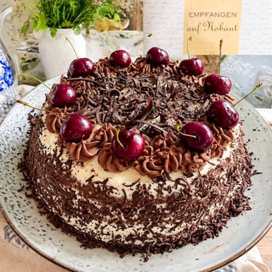 Tortul Pădurea Neagră (Schwarzwälder Kirschtorte)