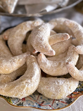 Vanilla Crescent Cookies -Vanillekipferl