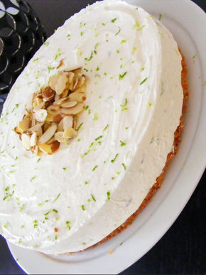 Cheesecake cu Limeta, Cocos si Migdale