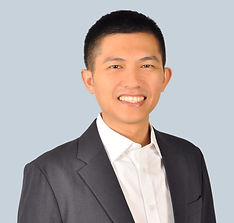 sy5_6010 - halfbody_edited.jpg