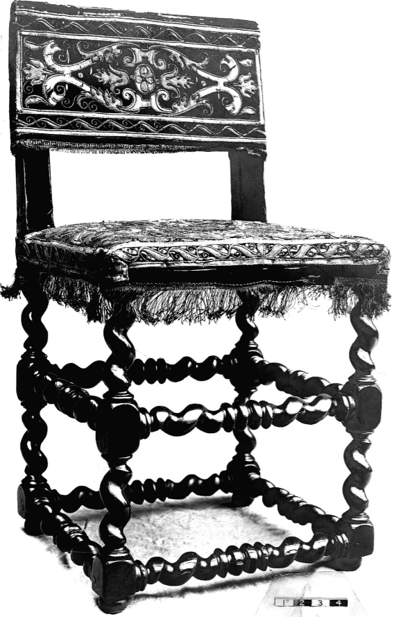 Venetian chair ca. 1600. V&A Collection