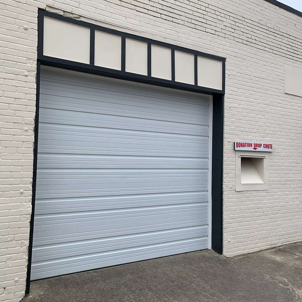 Small garage door issues that can turn into expensive problems