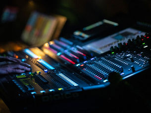Why Professional Audio Rental Matters for Business