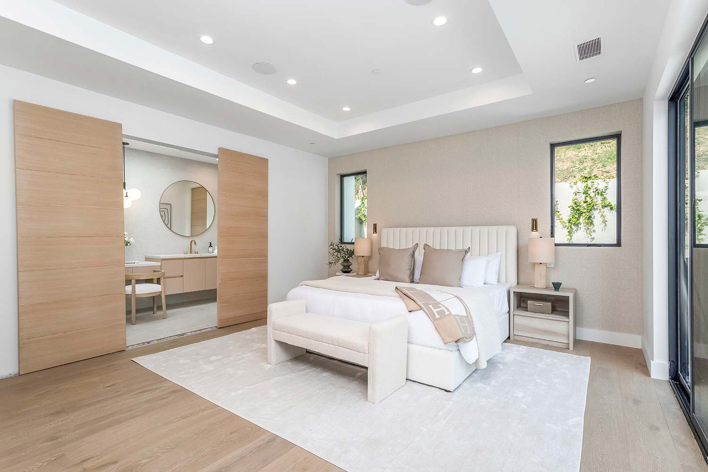 3696-Goodland-Avenue-High-Resolution-33