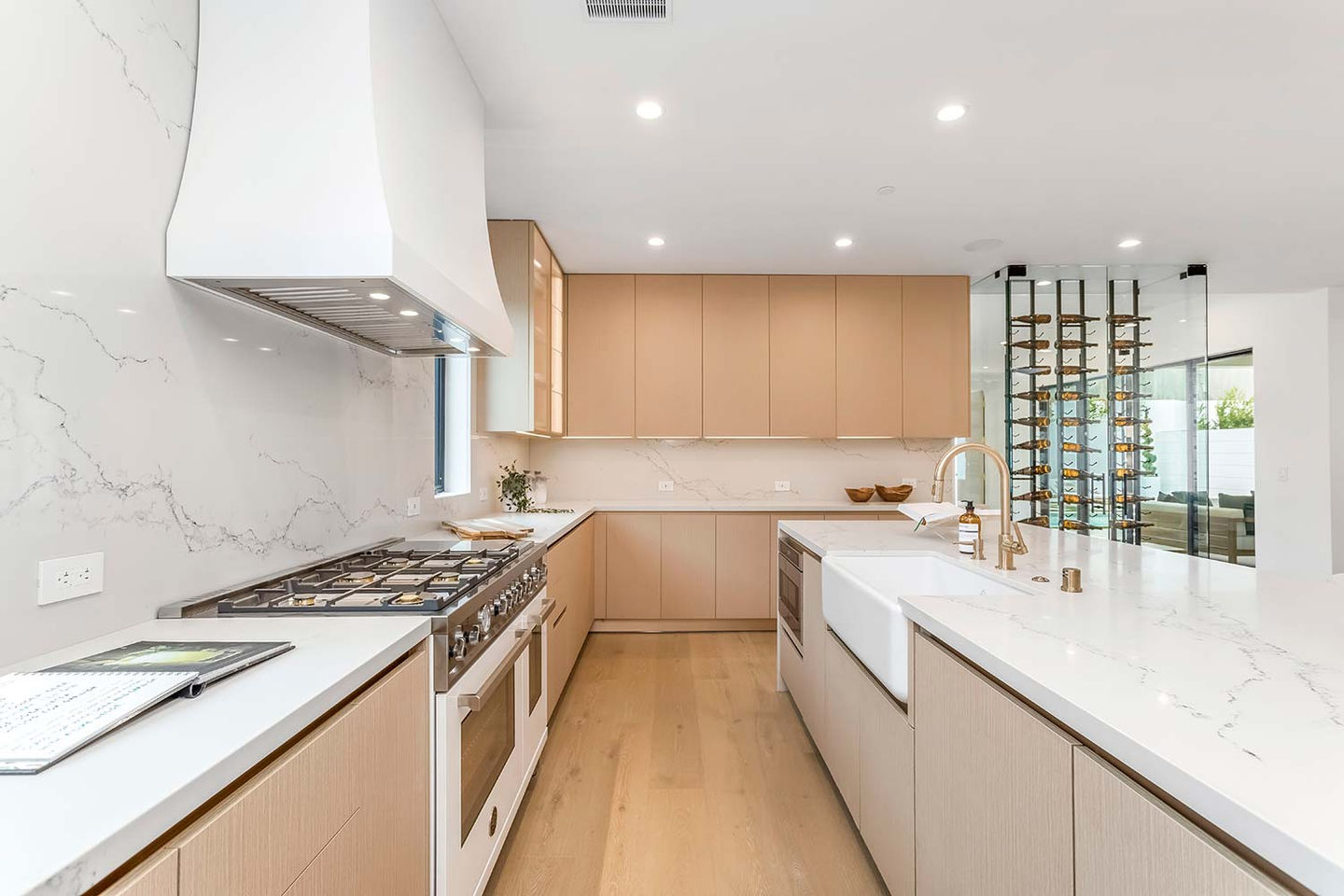 3696-Goodland-Avenue-High-Resolution-15