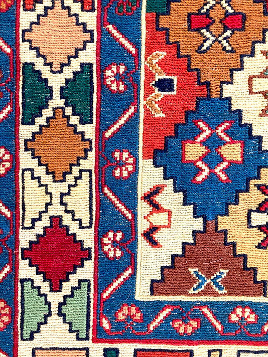 Thumbnail: Persian Kilim "Meshkīn Dasht"