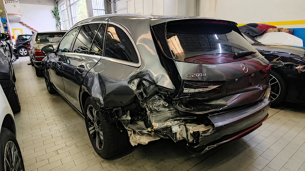Miniatura: Mercedes-Benz  C 200 d Mild Hybrid INCIDENTATA