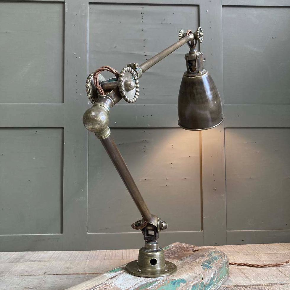 Thumbnail: Vintage Dugdills 'daisy cog' work lamp