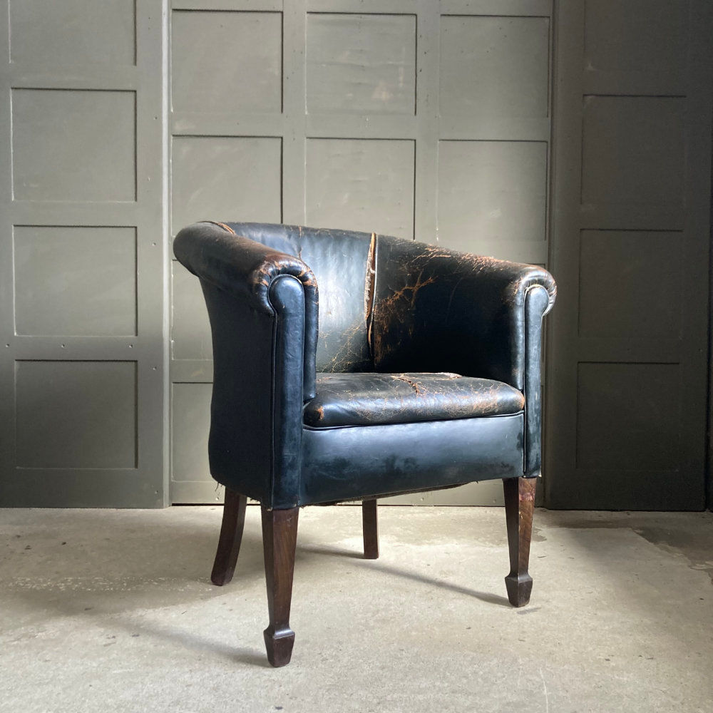 Edwardian leather tub chair
