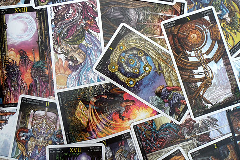 The Moon Universal Fantasy Tarot.jpg