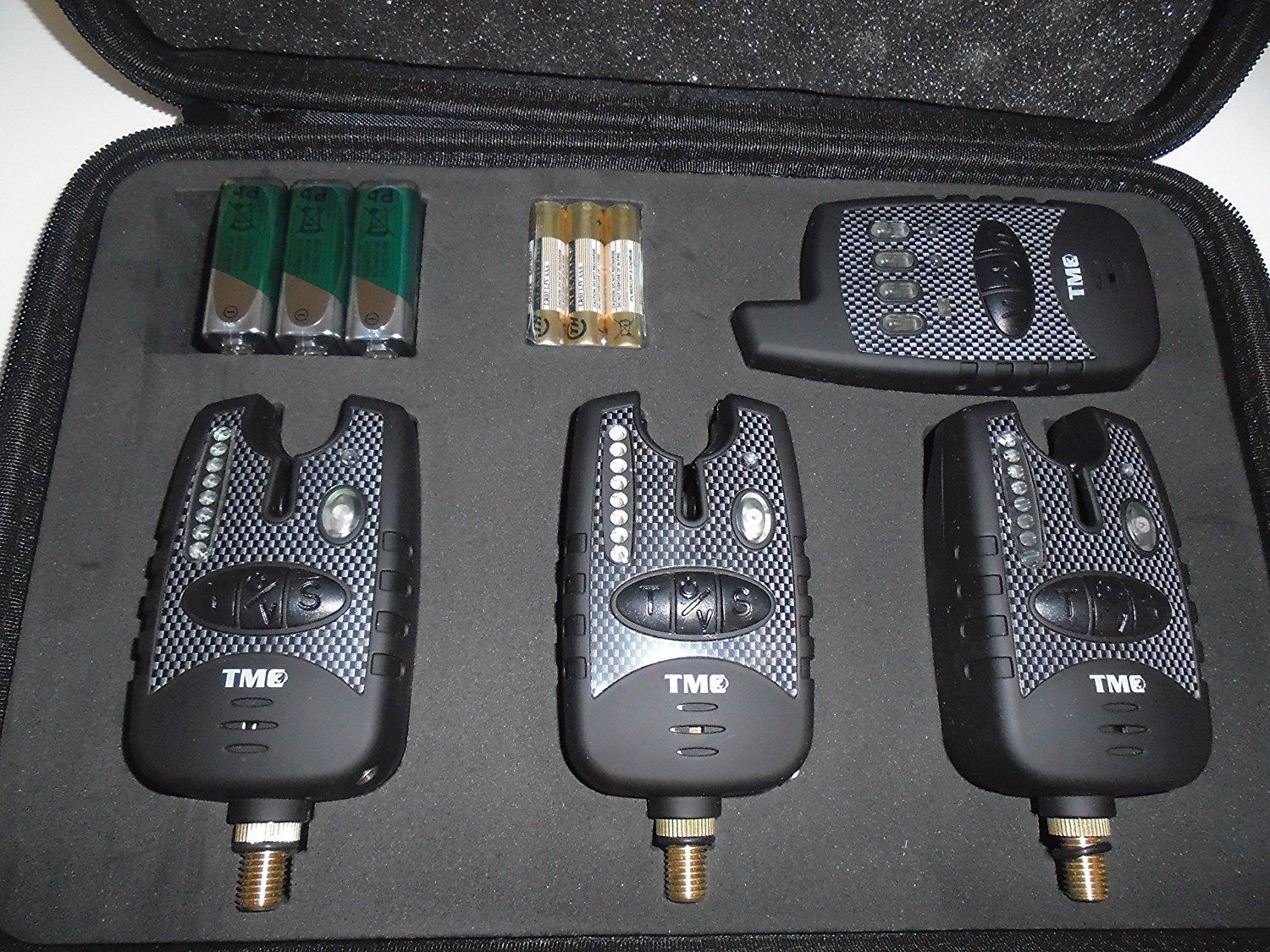 3 x Wireless Bite alarms & Receiver. Running LED's. Volume, tone, Bright LED's