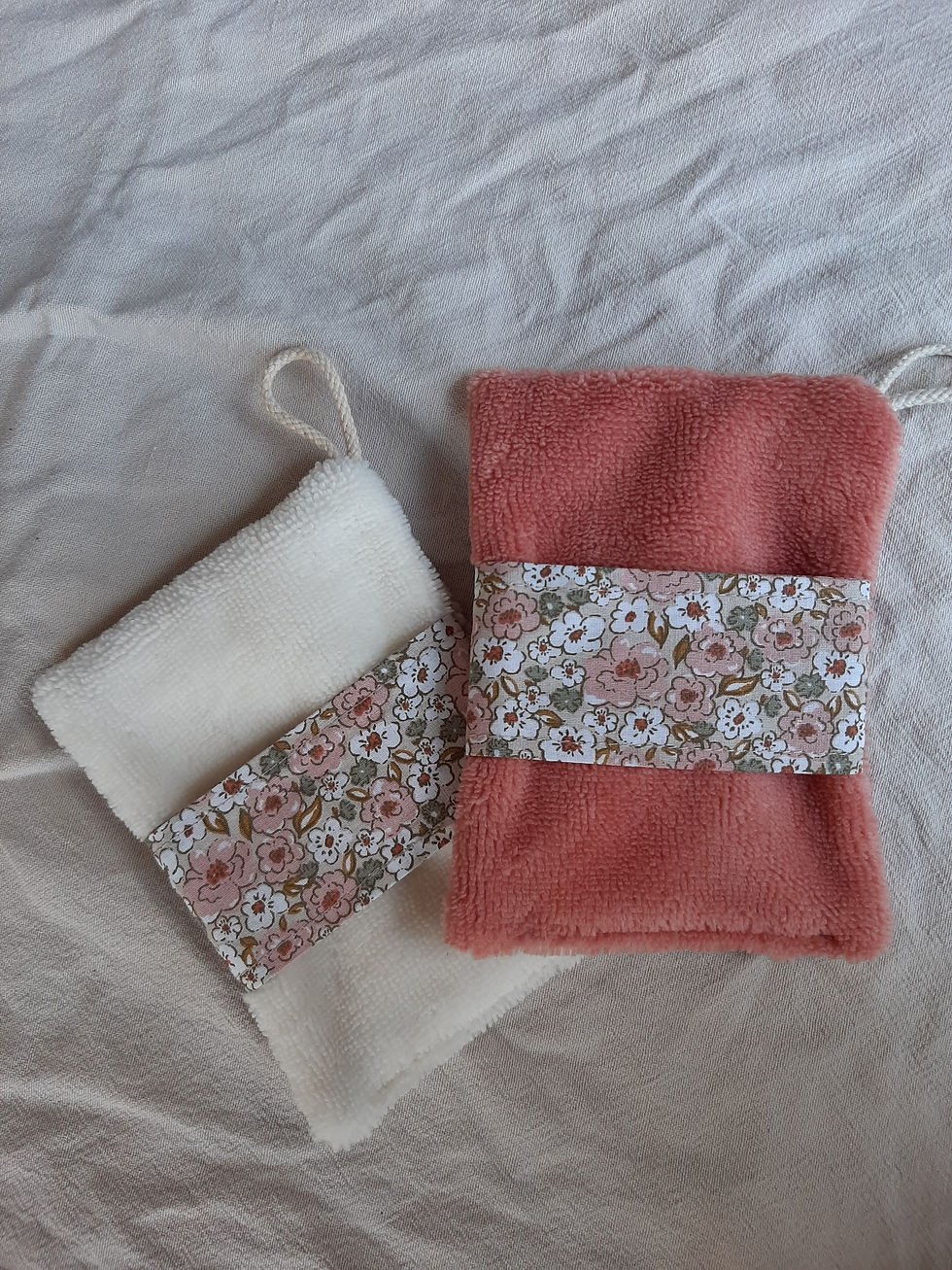 Miniature : Lot 2 Pads exfoliants réversibles visage et corps