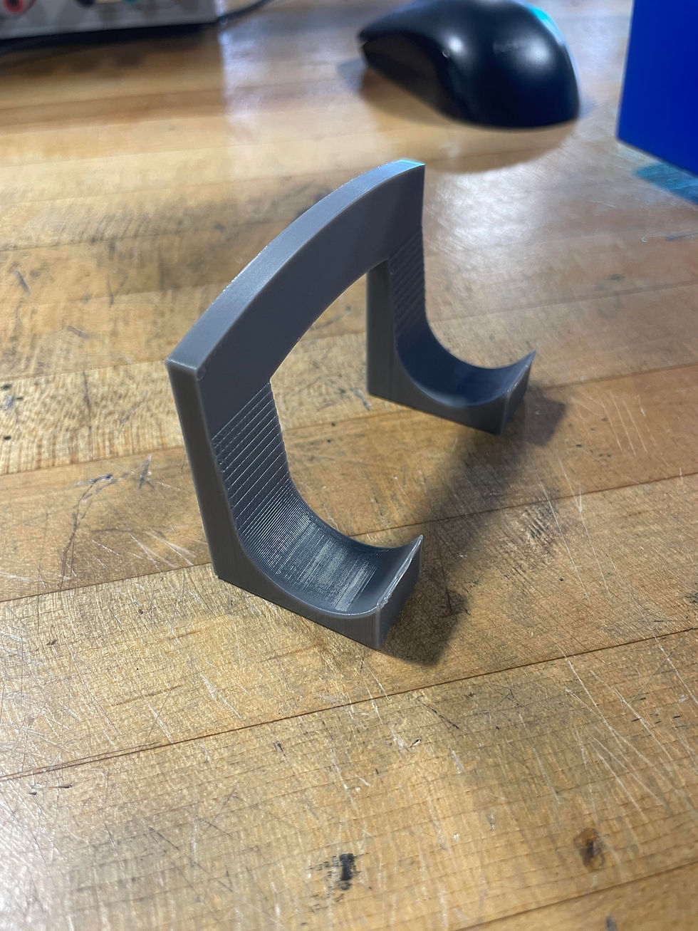 The finished car hanger