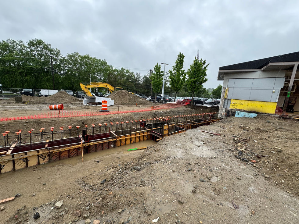 838175503_C0585124-923E-4FFB-AE01-A8083D2387C8