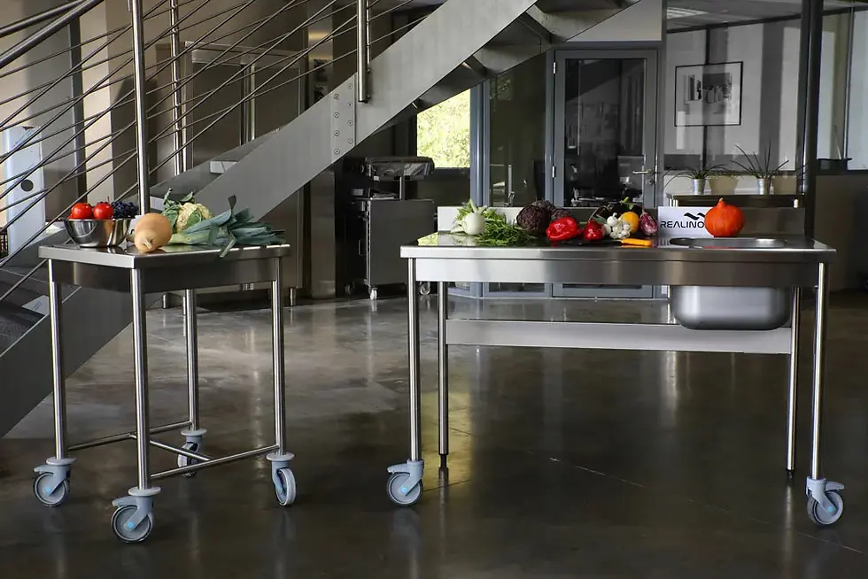 meuble-inox-roulette.jpg.webp