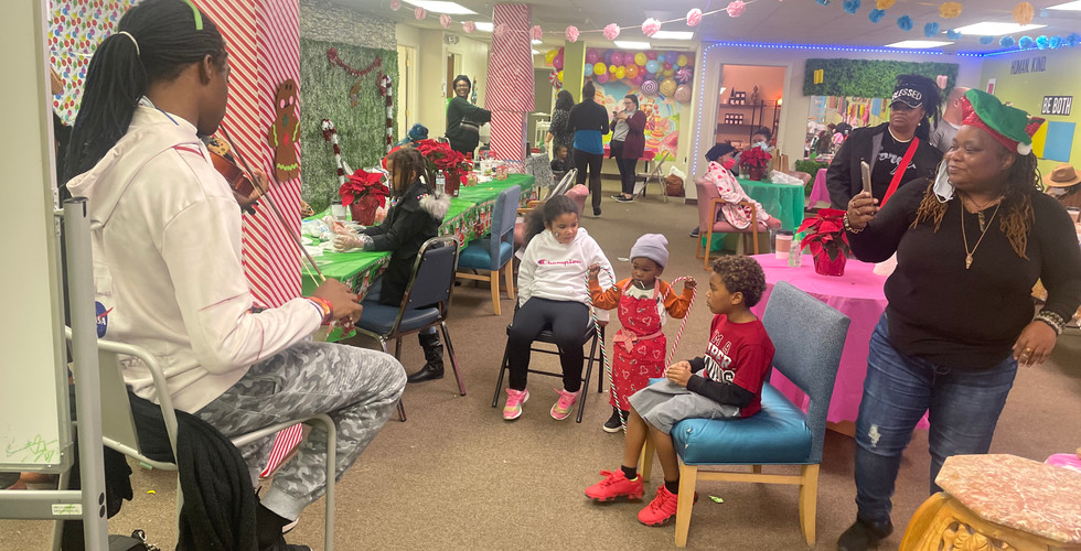 Peace & Grind Family hosts a Family Candyland Holiday Community Event in Portsmouth, VA