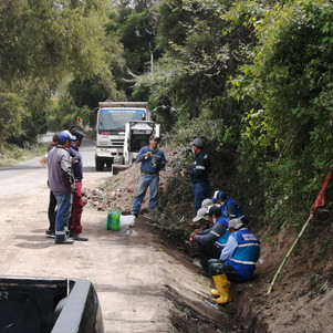 Con minga ciudadana e institucional se mejora la vía Ibarra - Urcuquí