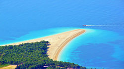 The Golden Horn in Bol