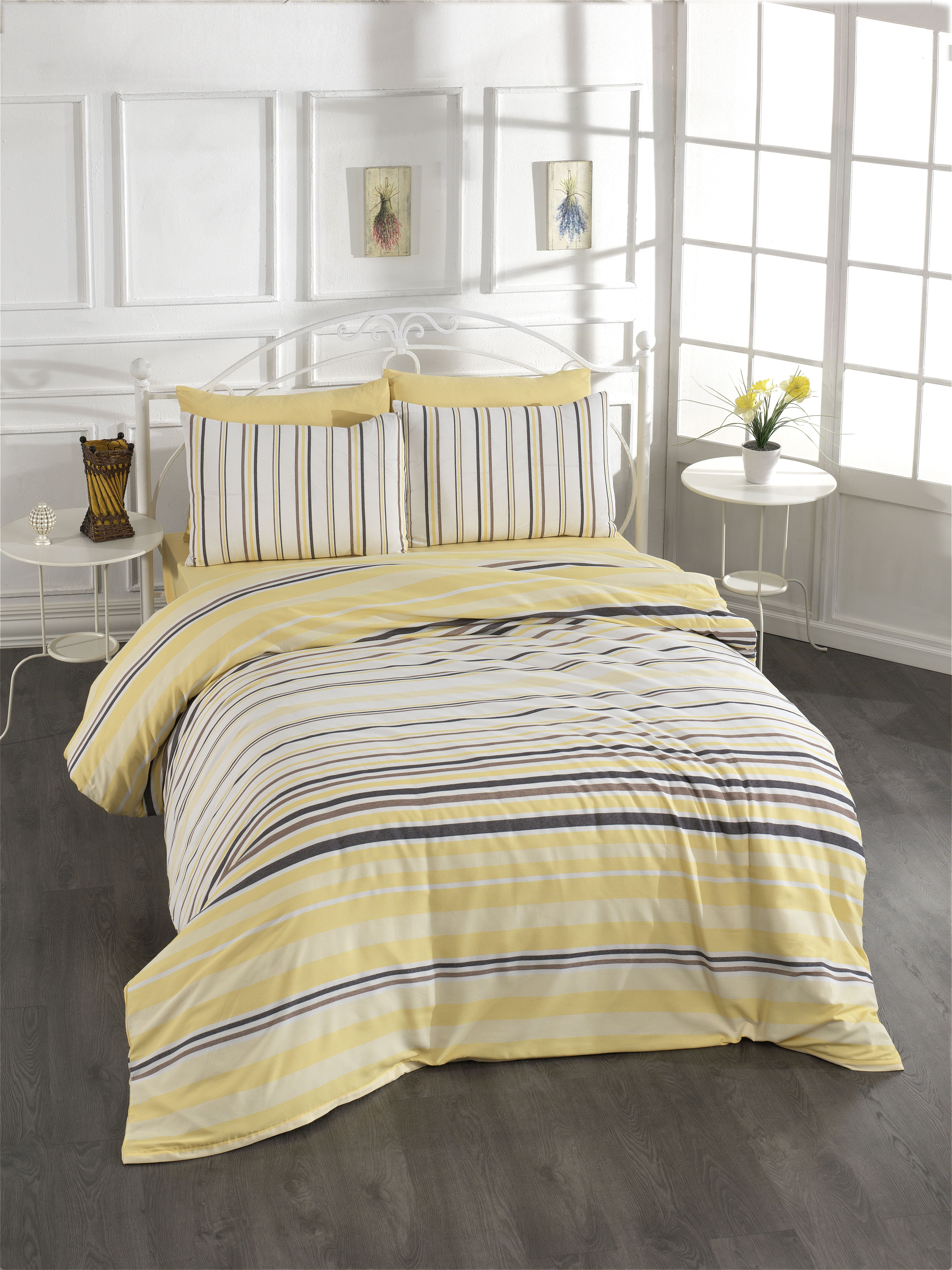 Lastikli Çarşaflı Nevresim Takımı