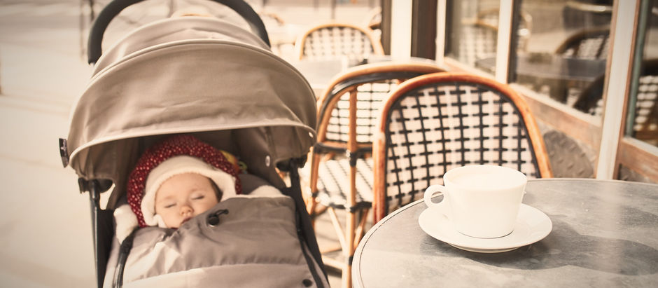 5 tips to keep your baby calm while enjoying a coffee/lunch out