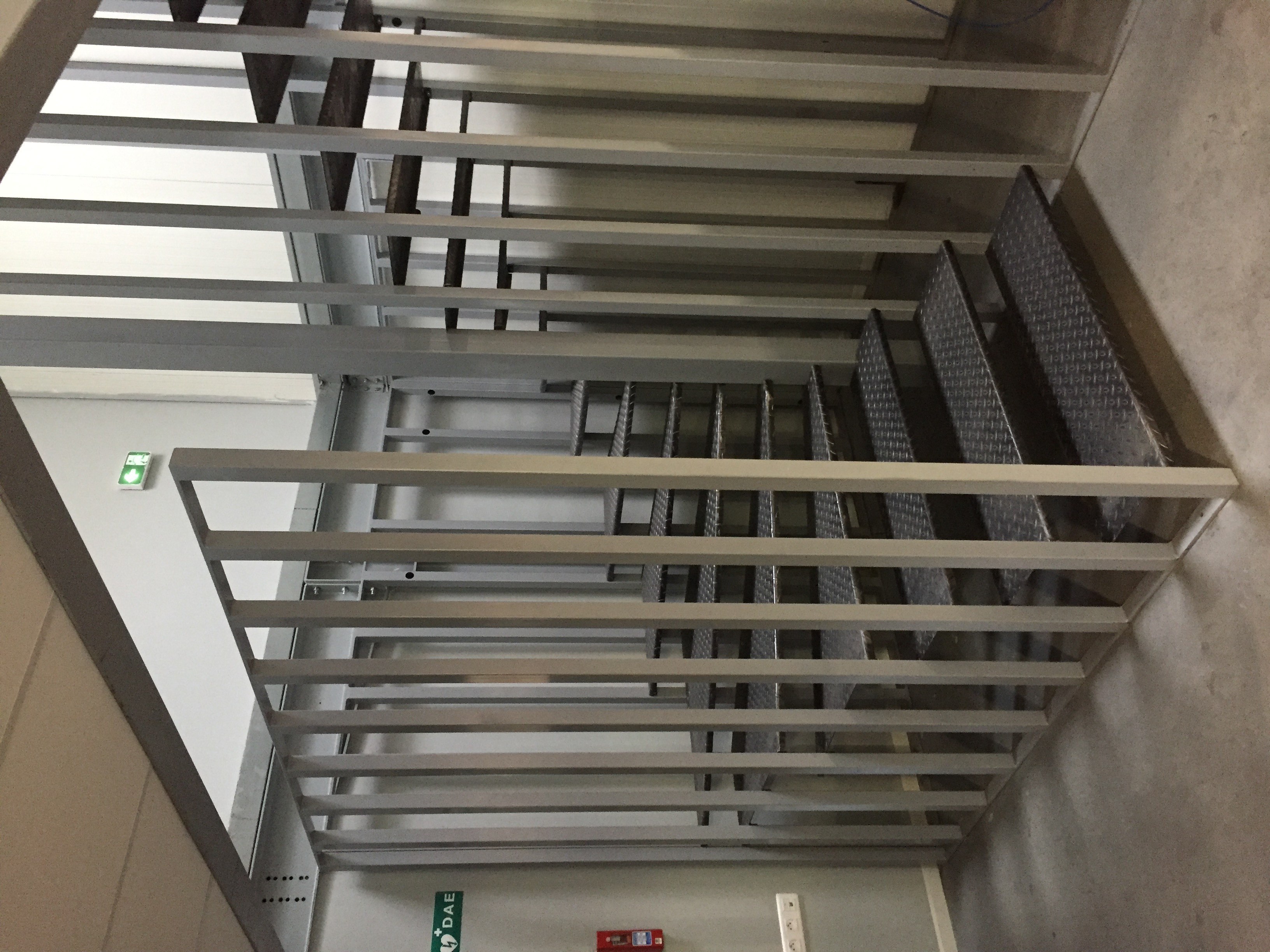 Escalier autoportant