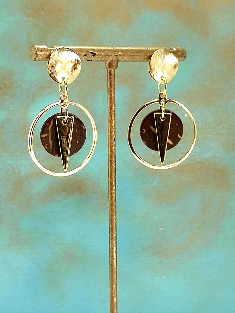 Thumbnail: Coconut Circle Drop Studs