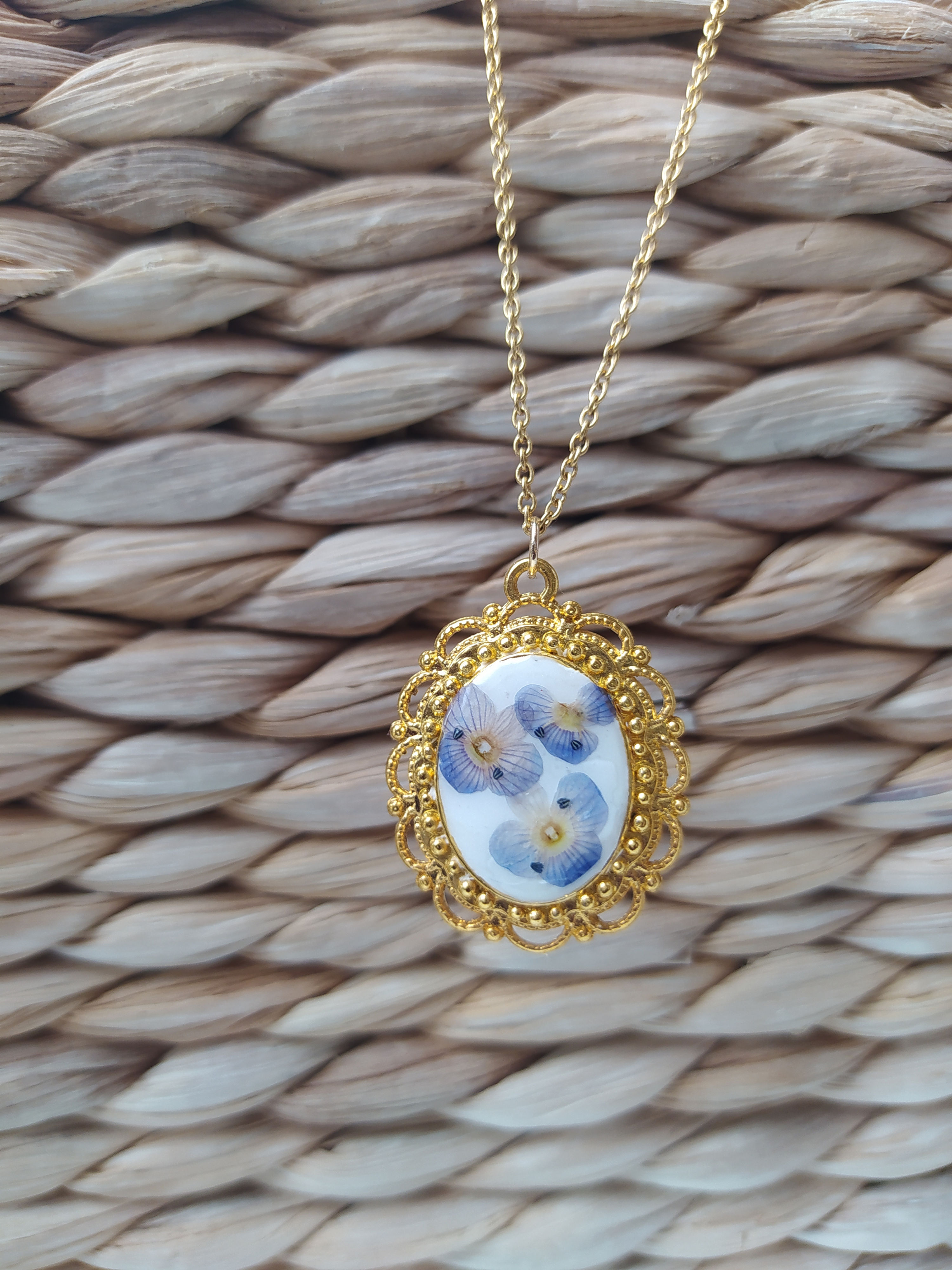 Collier fleurs séchées naturelles Veronica