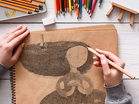 Artiste Sketching