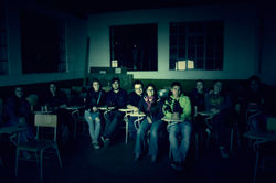 INVESTIGA CON TUS COMPAÑEROS