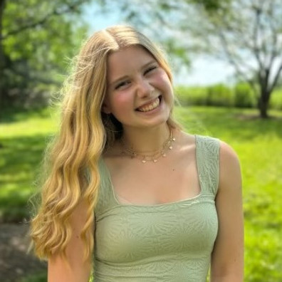 Lily W.jpeg