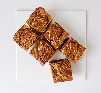 Delicious Cake Bakery in George - Lotus Biscoff Blondie