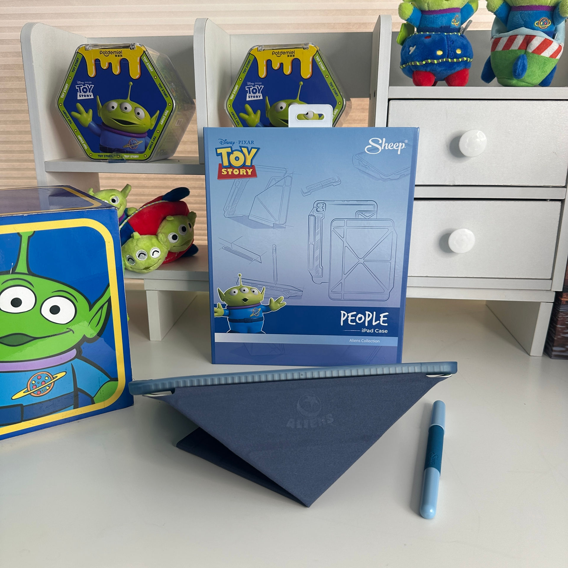 เคสไอแพด Aliens เคสไอแพดกรีนแมน เคส Toy story เคสทอยสตอรี่ เคสไอแพดกันงอ เคสไอแพดกันกระแทก
