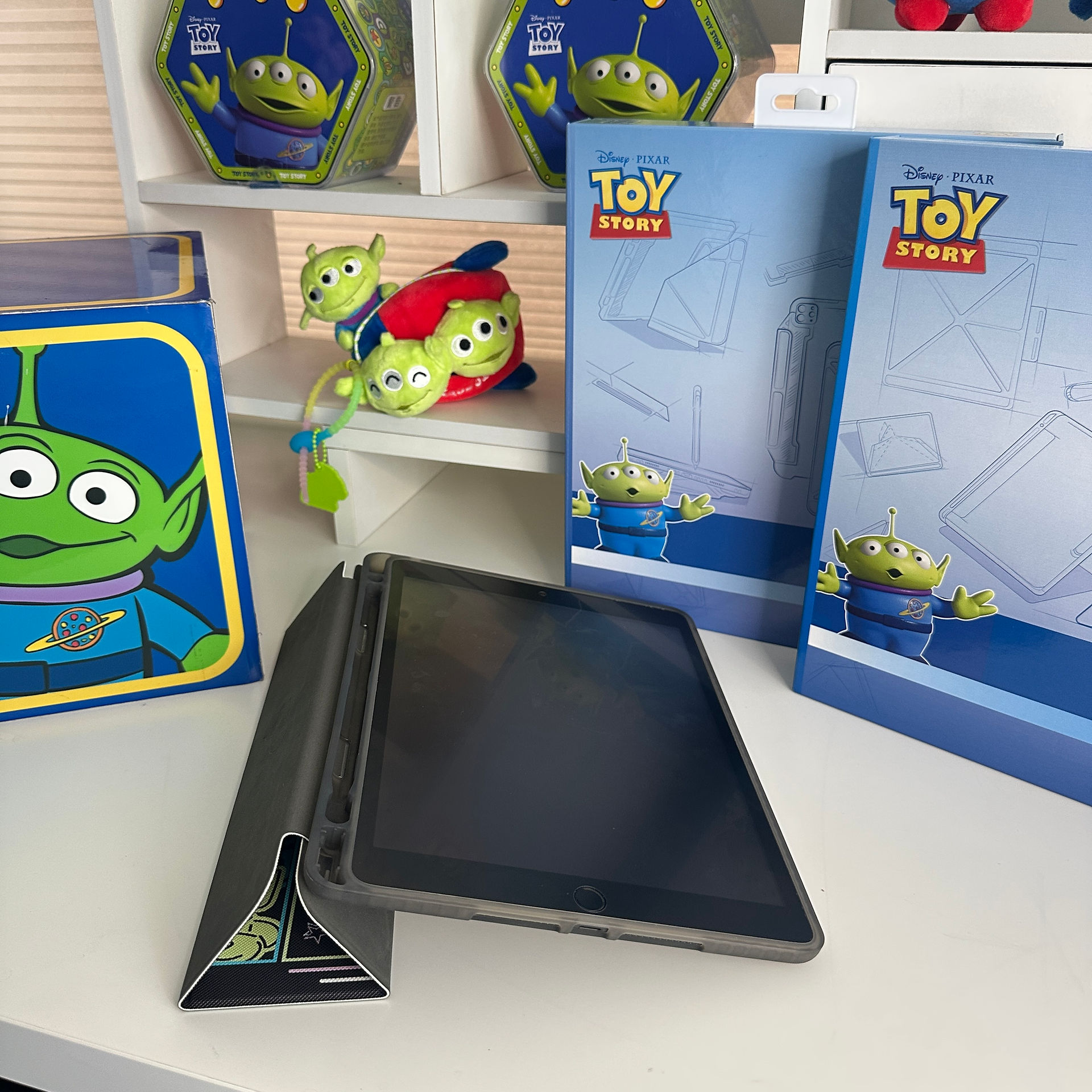 เคสไอแพด Aliens เคสไอแพดกรีนแมน เคส Toy story เคสทอยสตอรี่ เคสไอแพดกันงอ เคสไอแพดกันกระแทก