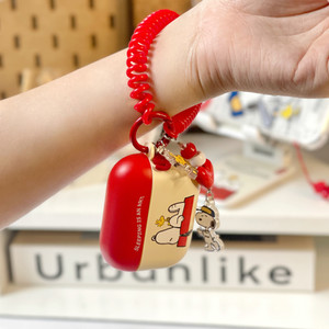 snoopy airpods case เคสแอร์พอด 4 สนูปปี้ พร้อมส่ง สีครีม แดง peanuts woodstock