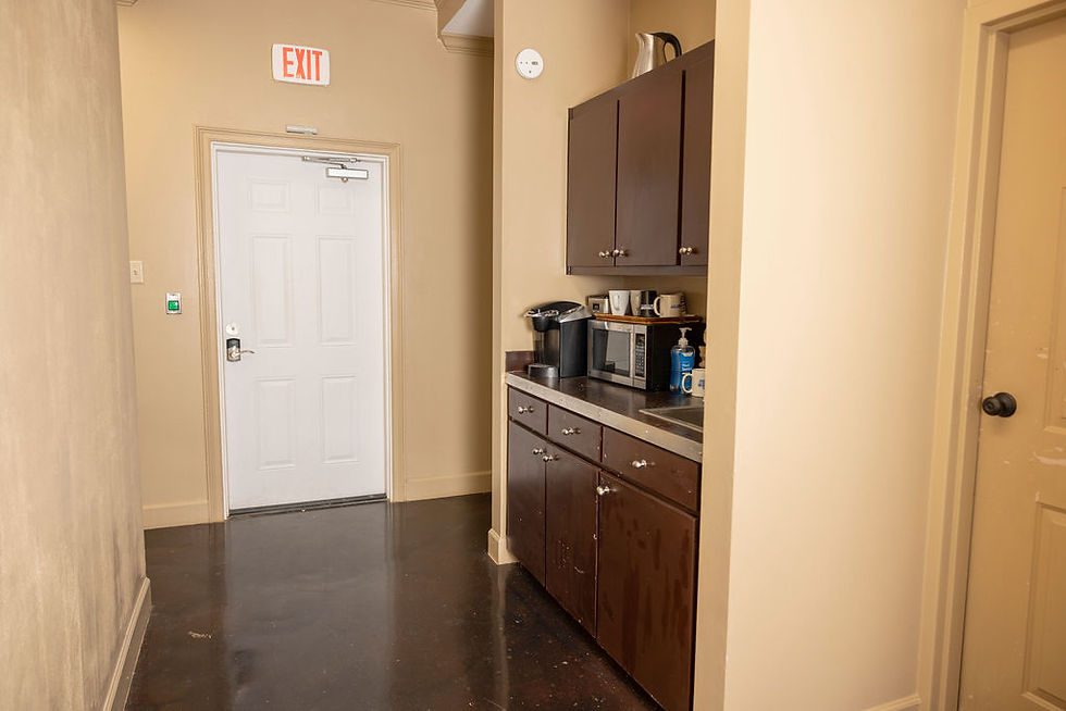 Kitchenette 1