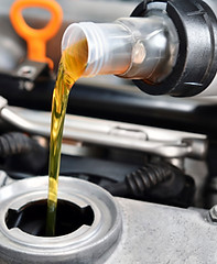 Fresh motor oil
