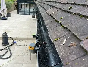 gutters cleaned and unblocked by cr cleaning kent