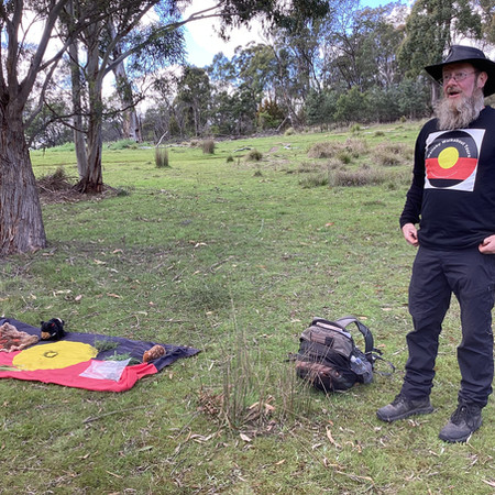 Geoff introduces local indigenous culture at the Kate Reed Reserve, the source of the Kings Meadows Rivulet as part of the source to sea excursion