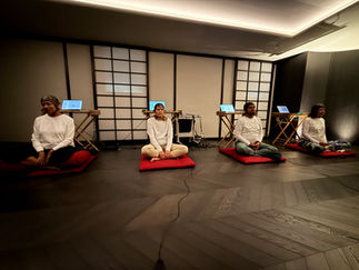 Meditation Hall — live EEG tracking at the Geneva Meditation Challenge