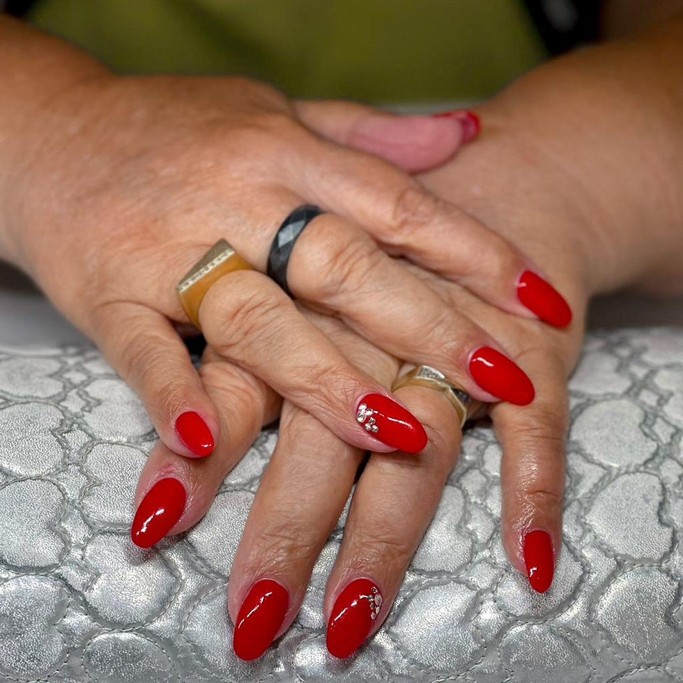 red-nails