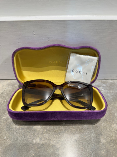 New Gucci GGO459S Tortoise Sunglasses Velvet Hardshell Case W Pouch & Lens Cloth New Gucci GGO459S Tortoise Sunglasses Velvet Hardshell Case  main image 4