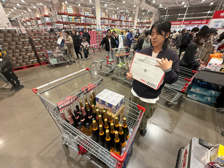 開店に向けて買い出し中の車内📹