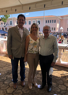 2022fev-Cesar, Iara e Gen. Serra.jpg