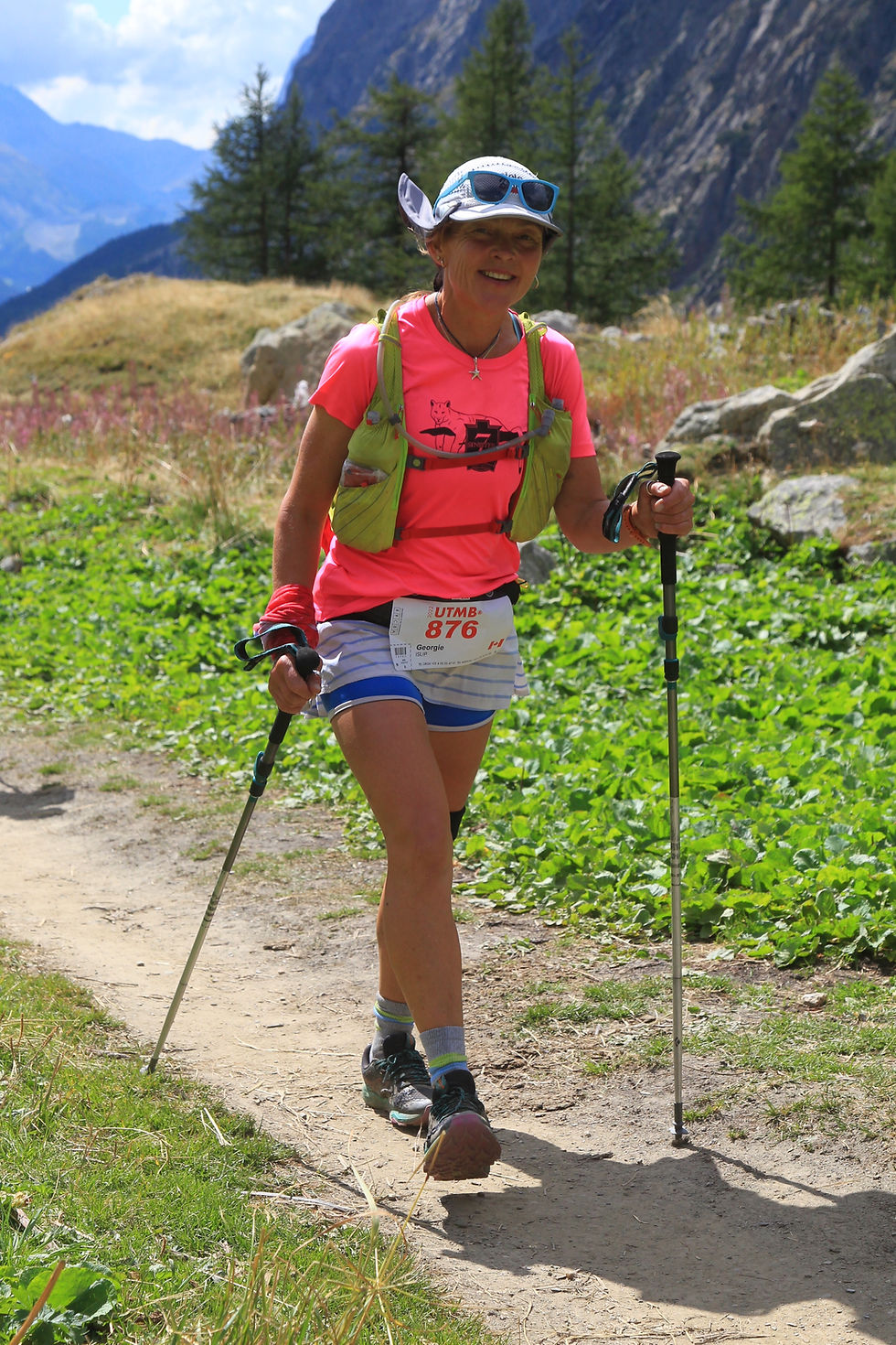 Georgie Islip running UTMB 2022