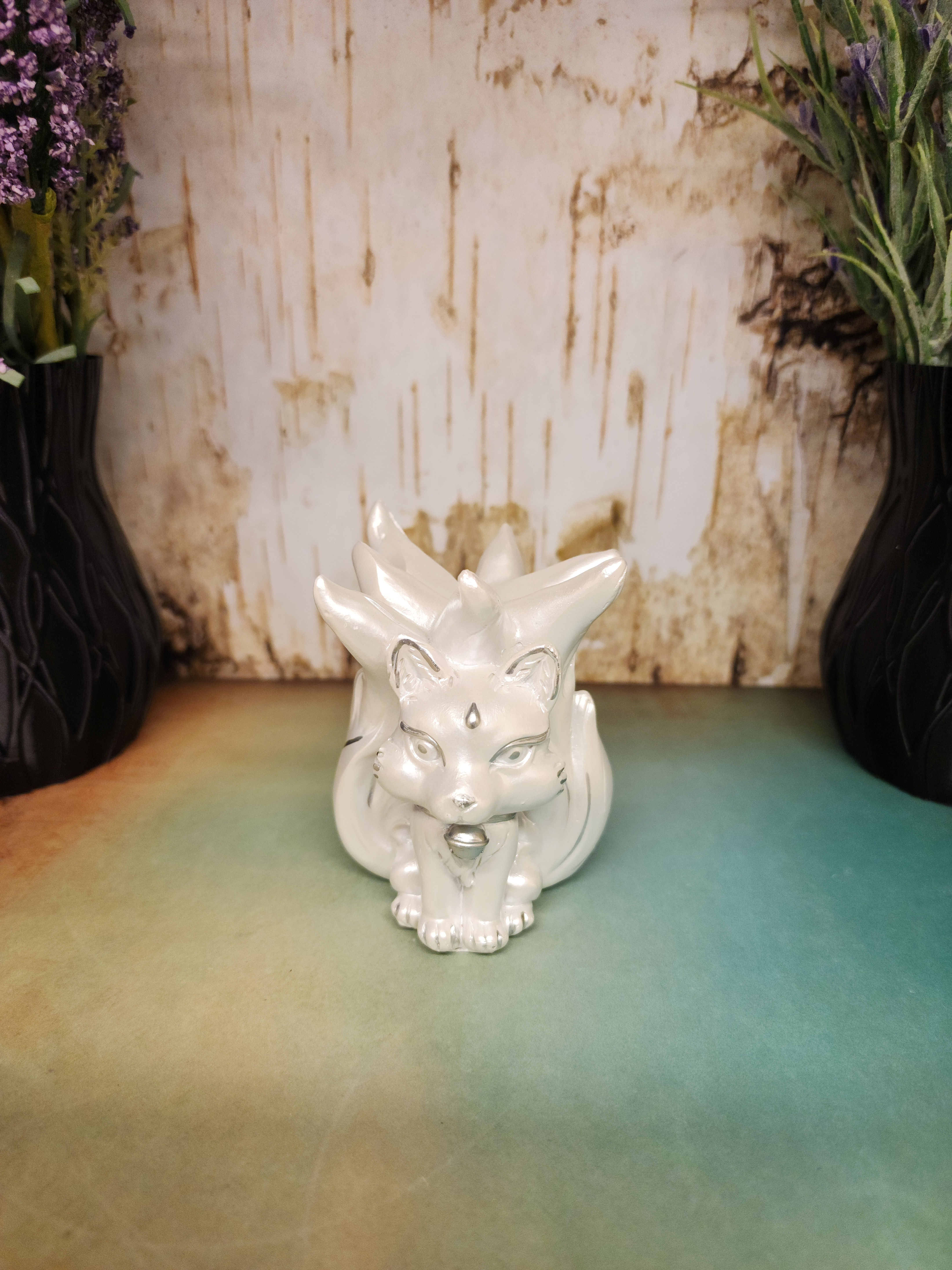 Mystical Nine Tail Fox Stand