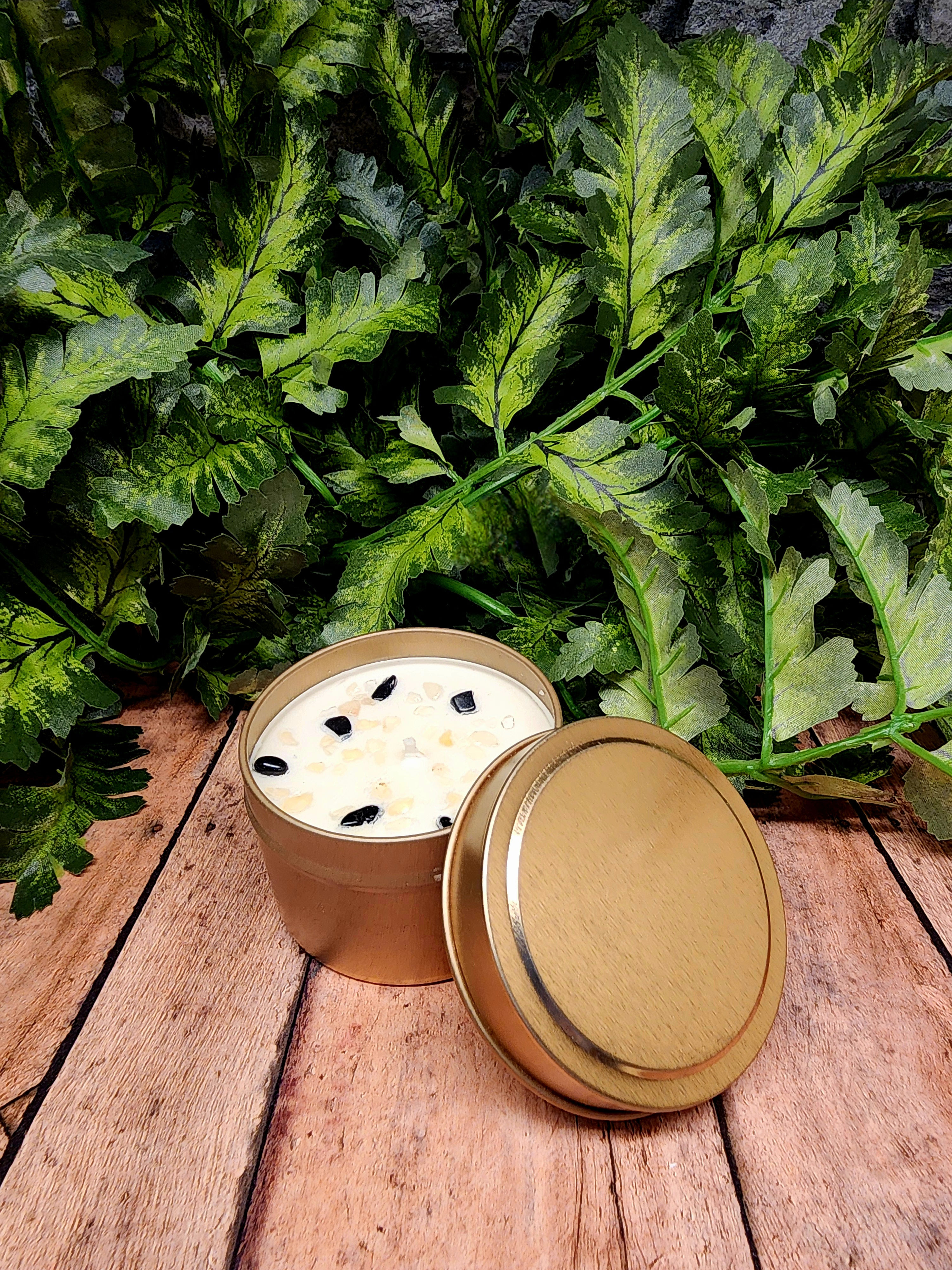 Artisan Lemongrass Candle with Crystals